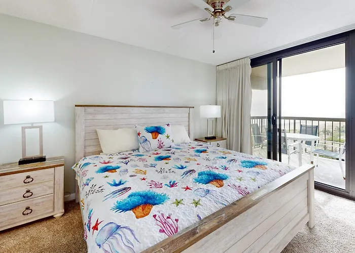Sea Watch 611 Apartment